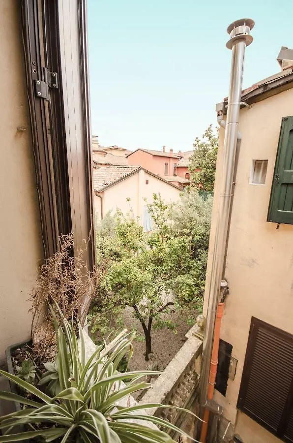 Sigismondo apartment Bologna Italia